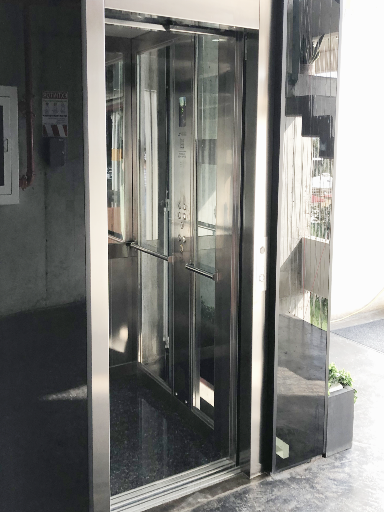 Ascensor instalado